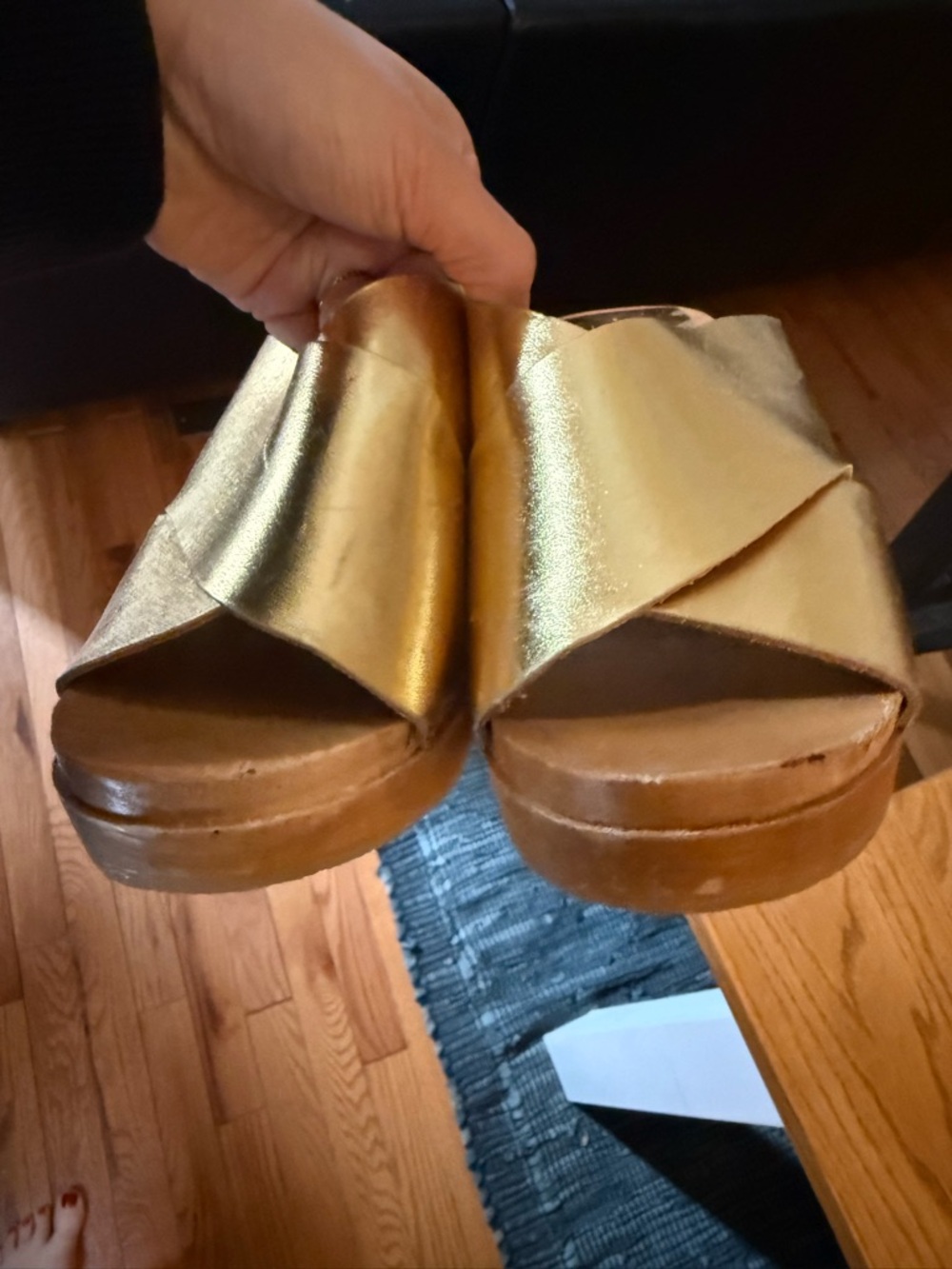 Hoof Metallic Gold Leather Slide Sandals clogs - Picture 4 of 5